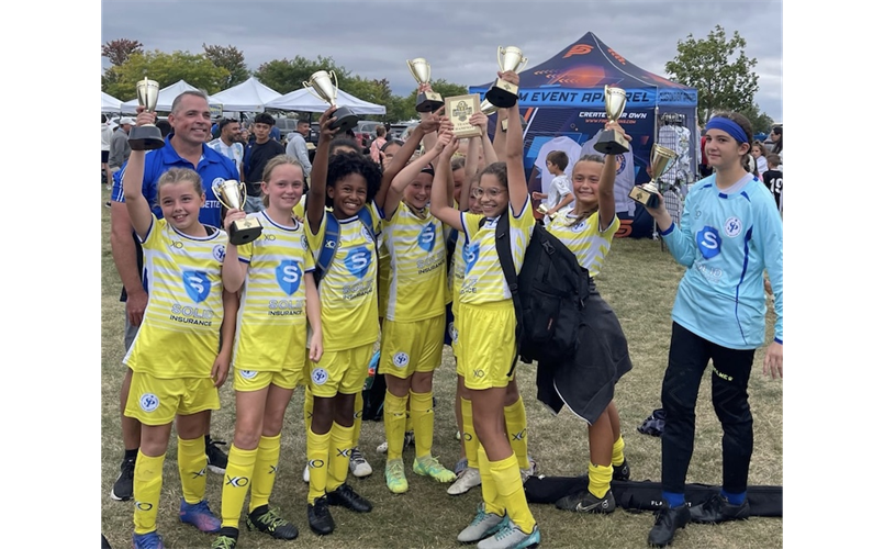 U12 GIRLS BLUE DUBLIN UNITED CHAMPION CUP CHAMPIONS